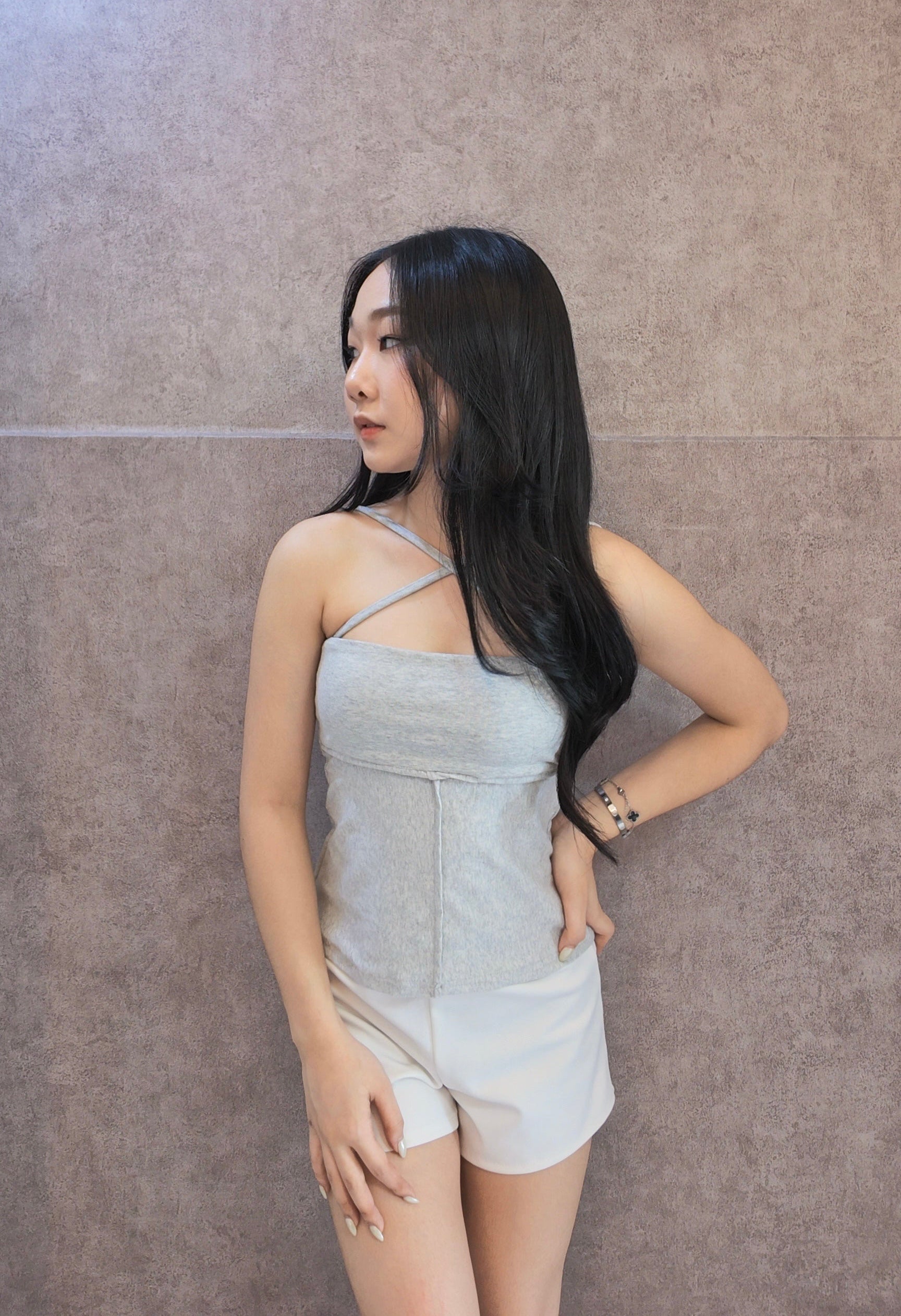Light grey crisscross