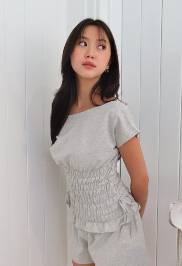 Grey scrunch