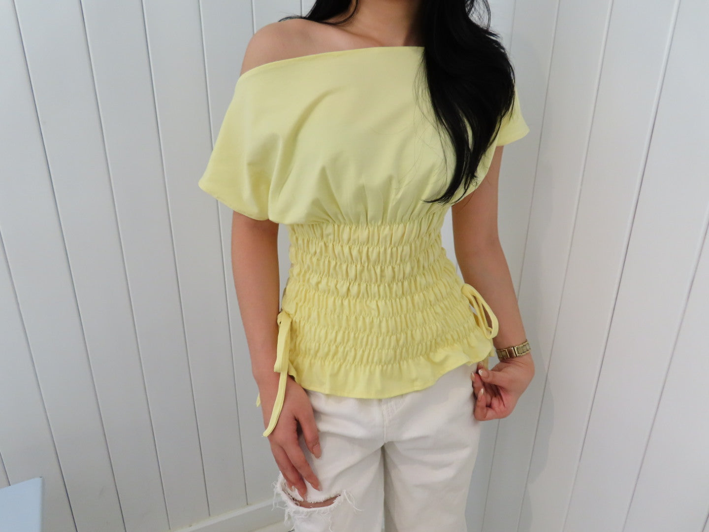 Yellow scrunch