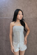 Light grey crisscross