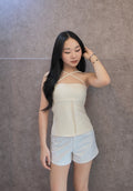Cream crisscross